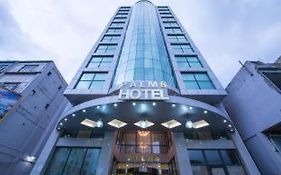 Palms Hotel
